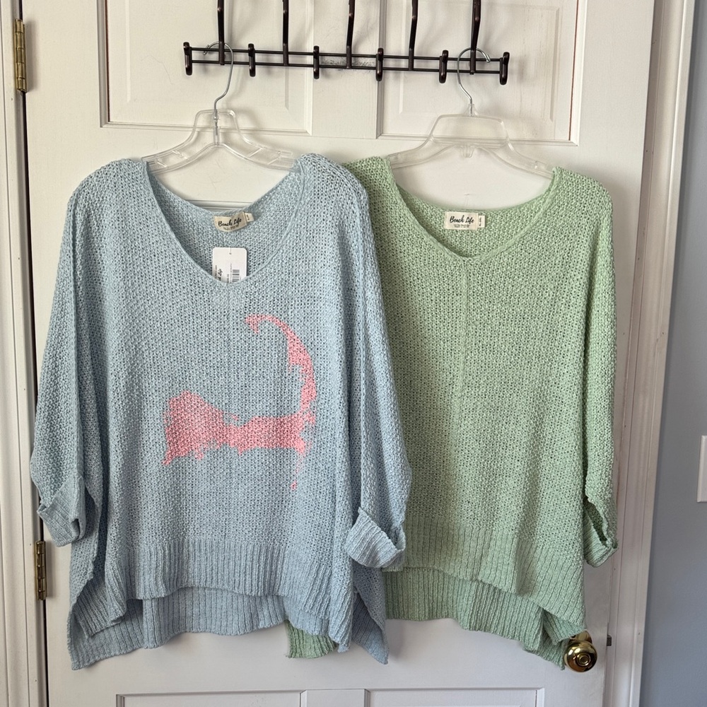 2 Cozy V-Neck Sweaters in Soft Blue and Mint by Beach Life